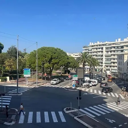 Appartement Plein Centre Antibes Exterior photo
